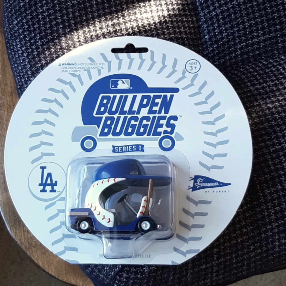 Los Angeles Dodgers Bullpen Buggies Car.
